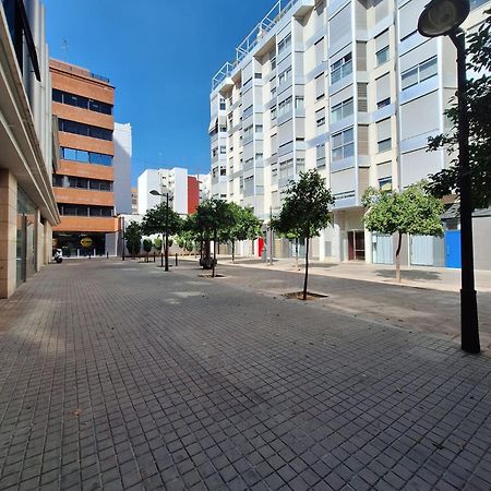 Imperial Apartamentos Puerto Валенсия Экстерьер фото